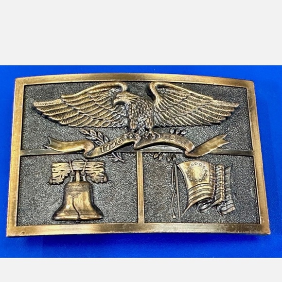 Vintage Gold and Black Eagle Belt Buckle - Picture 4 of 8